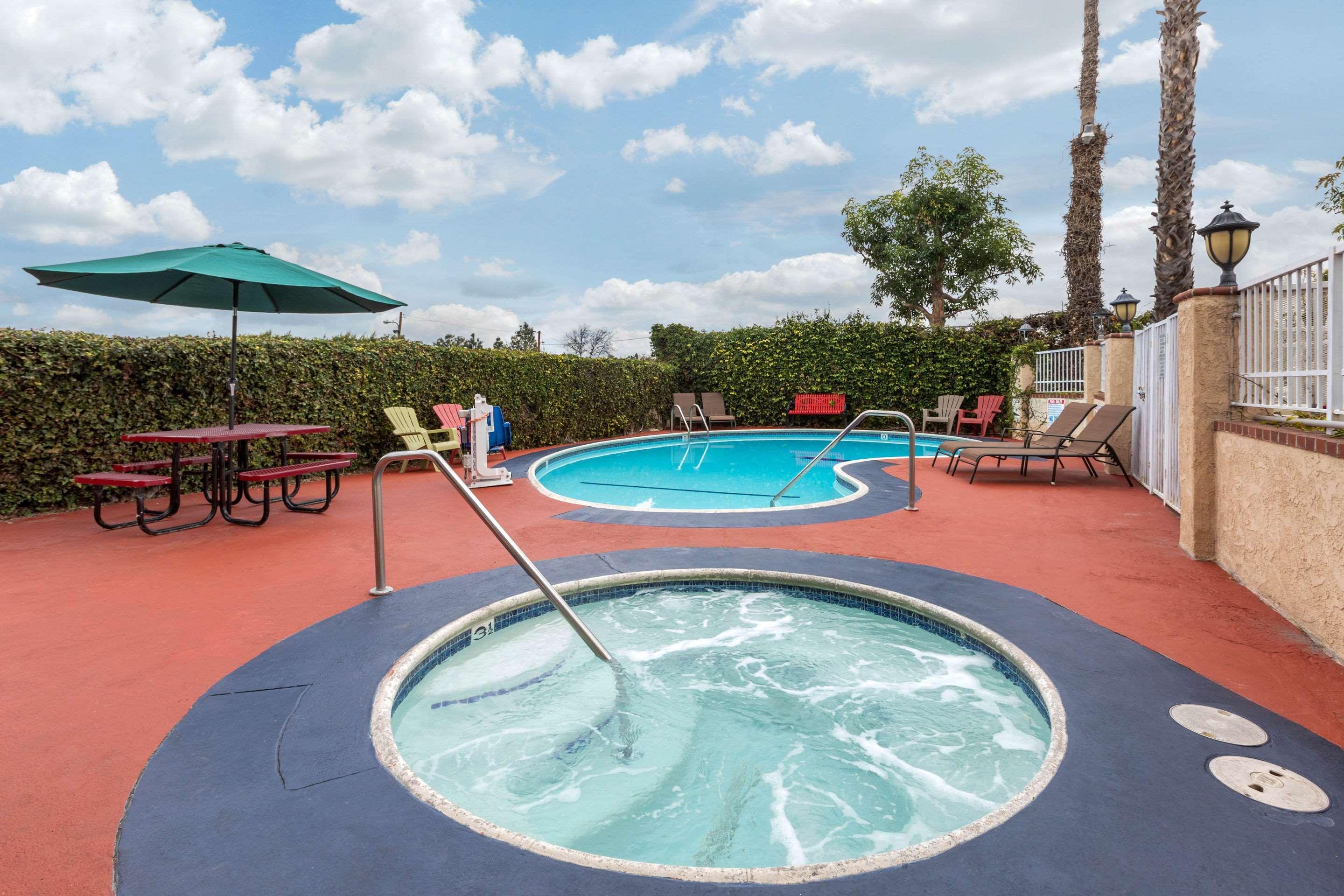 Quality Inn Lomita-Los Angeles South Bay Esterno foto