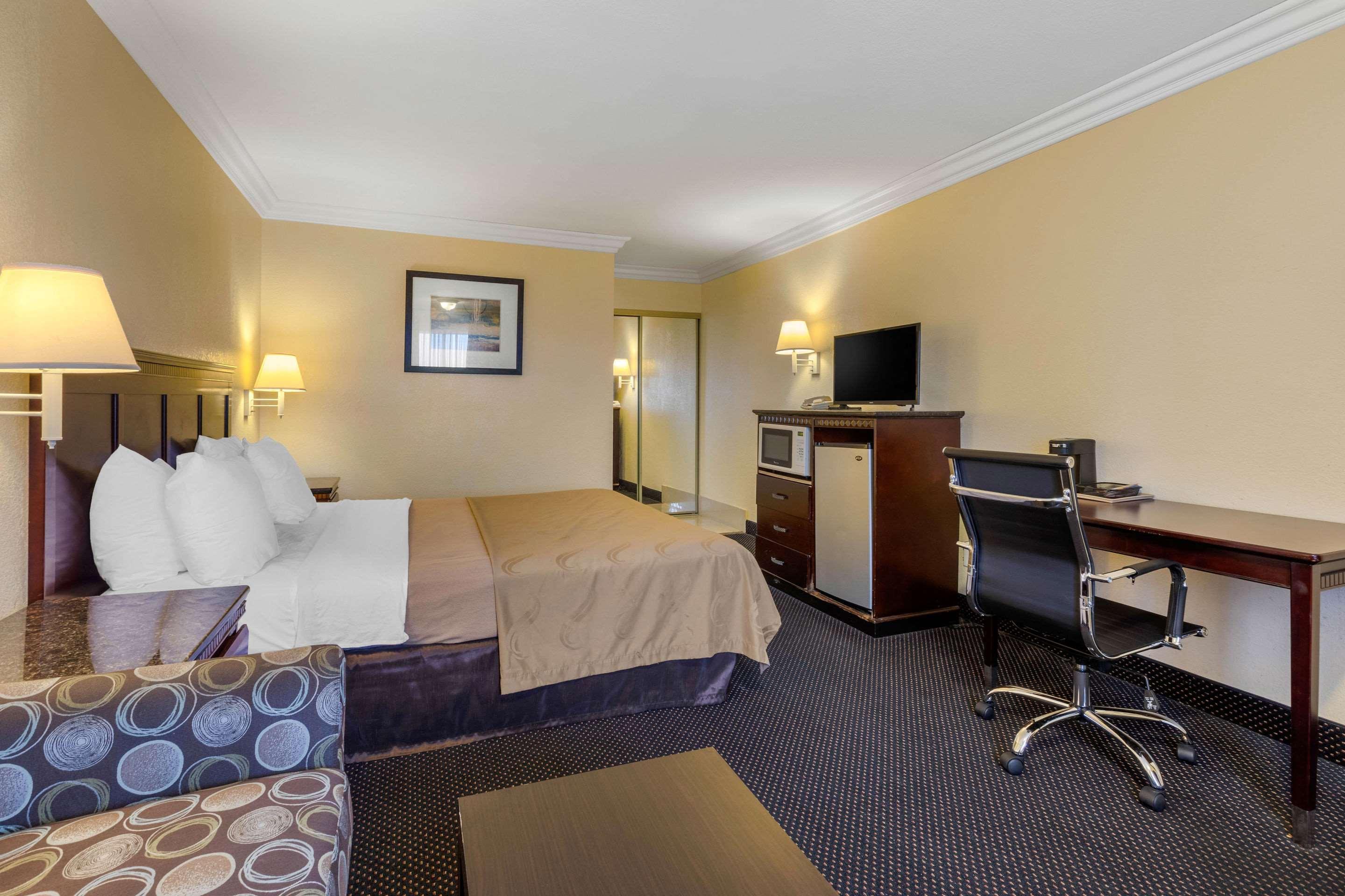 Quality Inn Lomita-Los Angeles South Bay Esterno foto